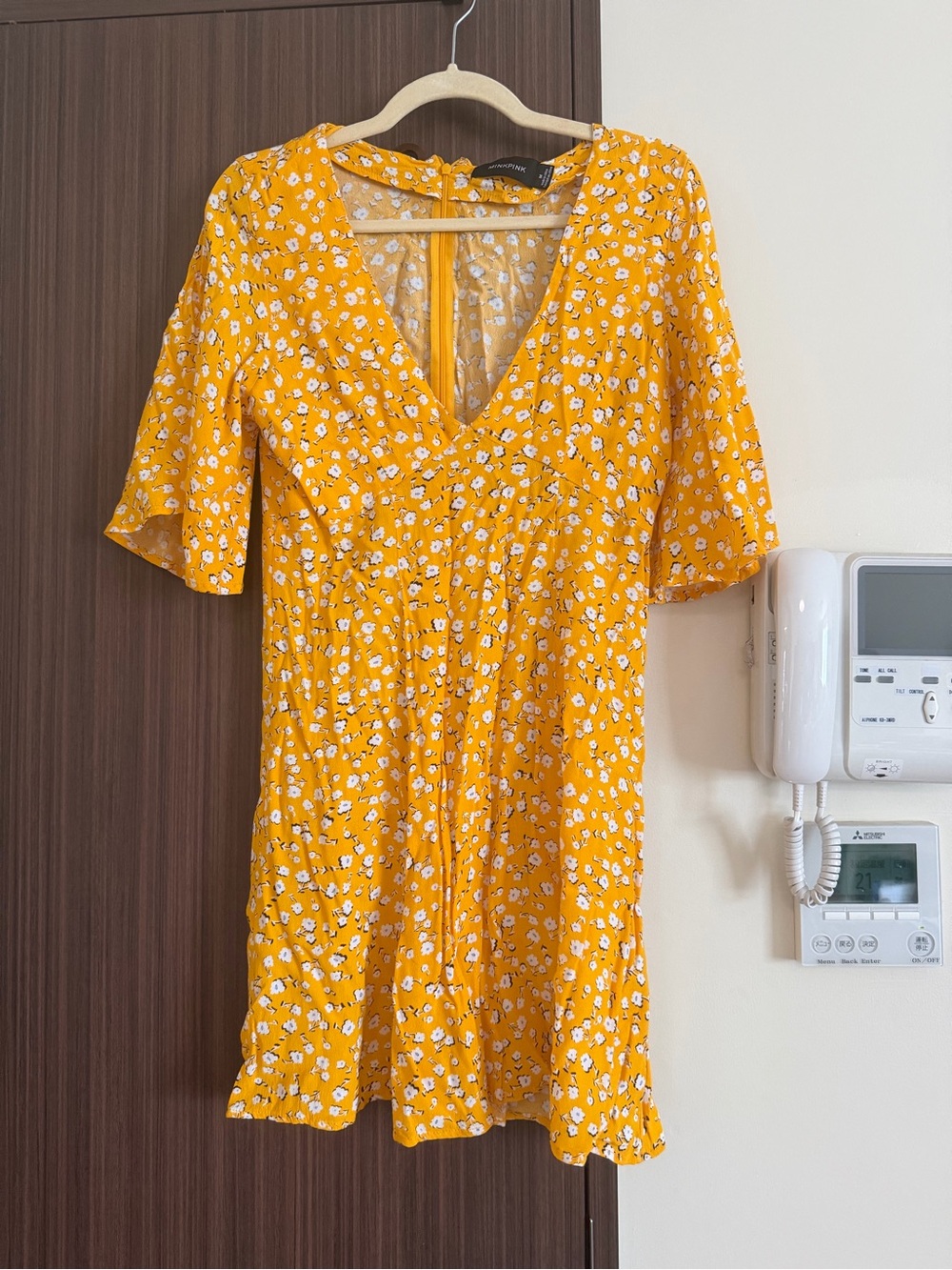 MINKPINK Yellow Floral V-Neck Mini Dress
